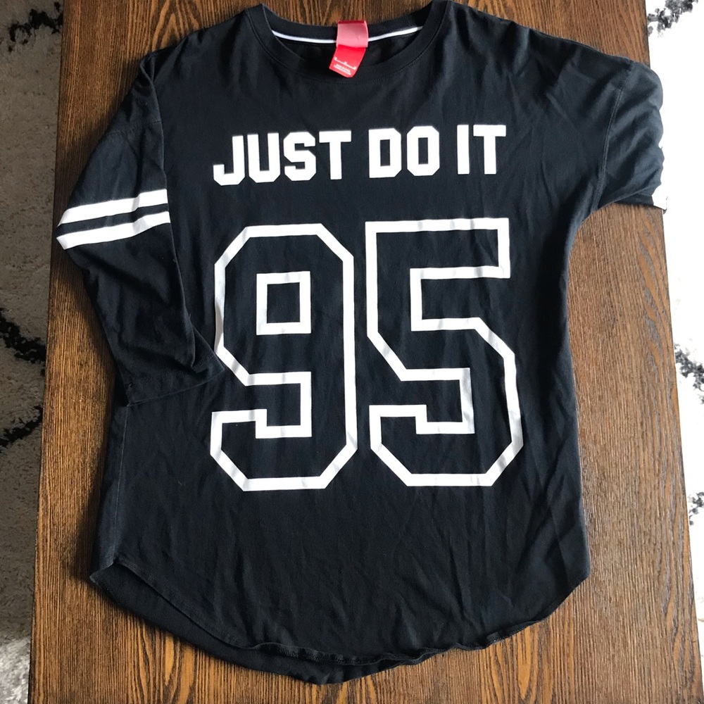Nike Just Do It 3/4 Sleeve Tee